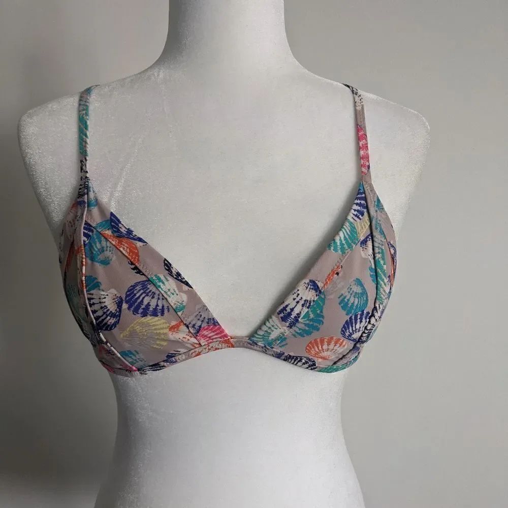 Raisins Beige Sea Shell Print Triangle Bikini Set - Picture 8 of 12
